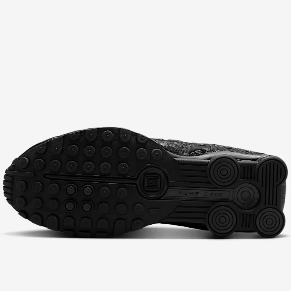 Nike Shox R4 Women's Shoes Size: W 9 / M 7.5
New in box - Picture 7 of 8
